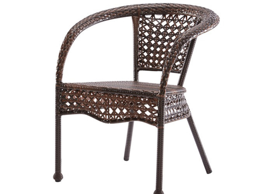 テラスの屋外の食事のための金属の柳細工の藤の積み重ね可能な椅子